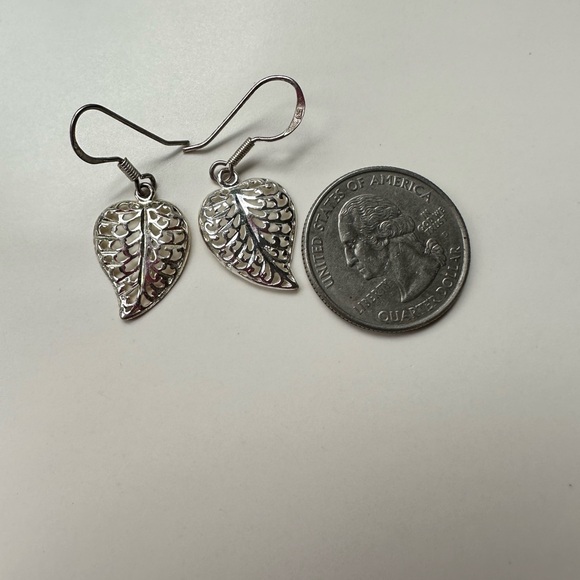 Silver 925 Stamped Filigree Leaves Dangle Earrings - Picture 1 of 6
